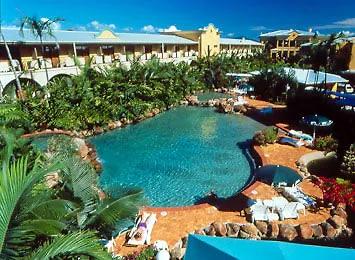 **** Semesteranläggning (resort) Palm Royale Cairns Hotell Australien