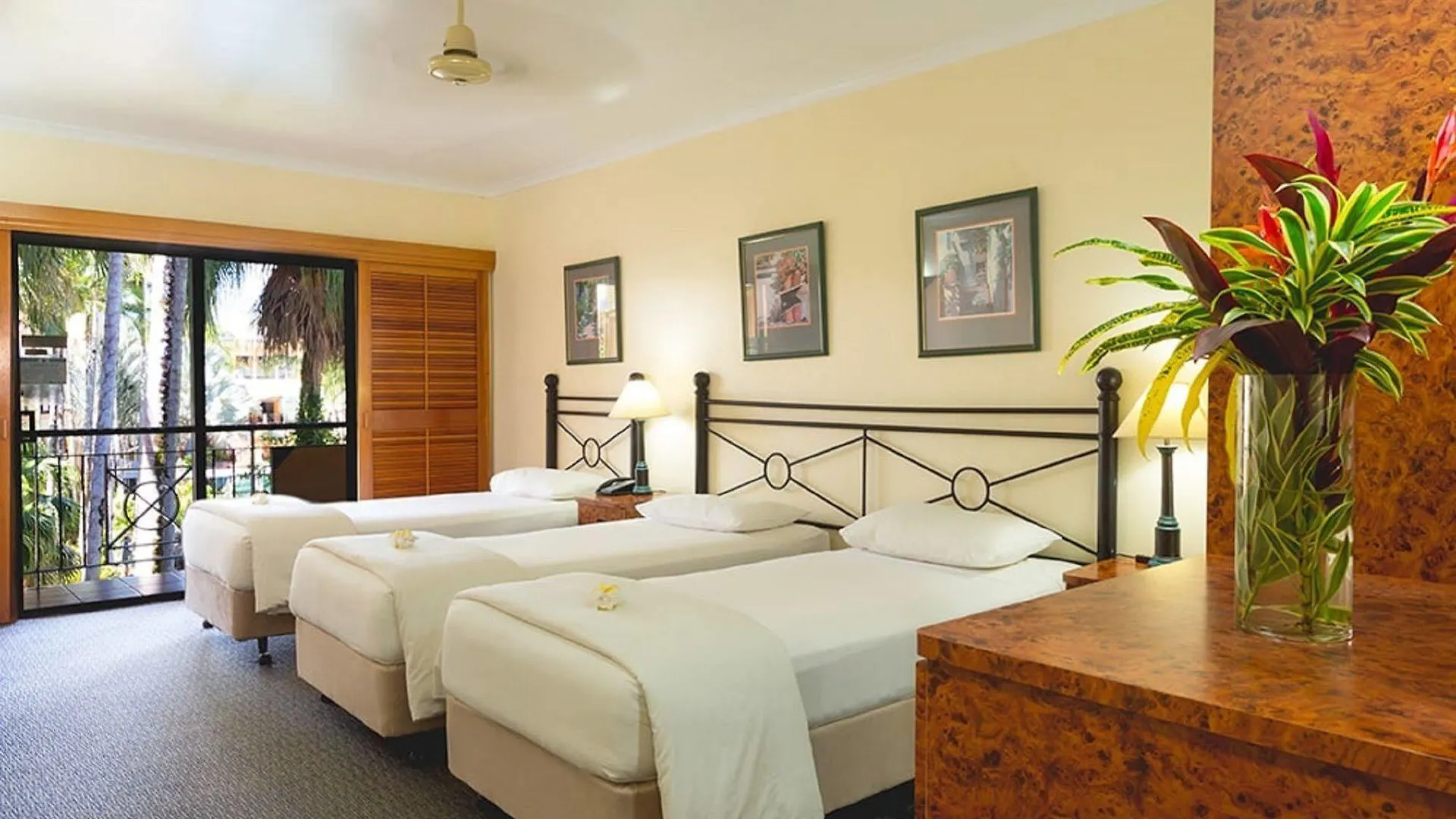Palm Royale Cairns Hotell Semesteranläggning (resort)